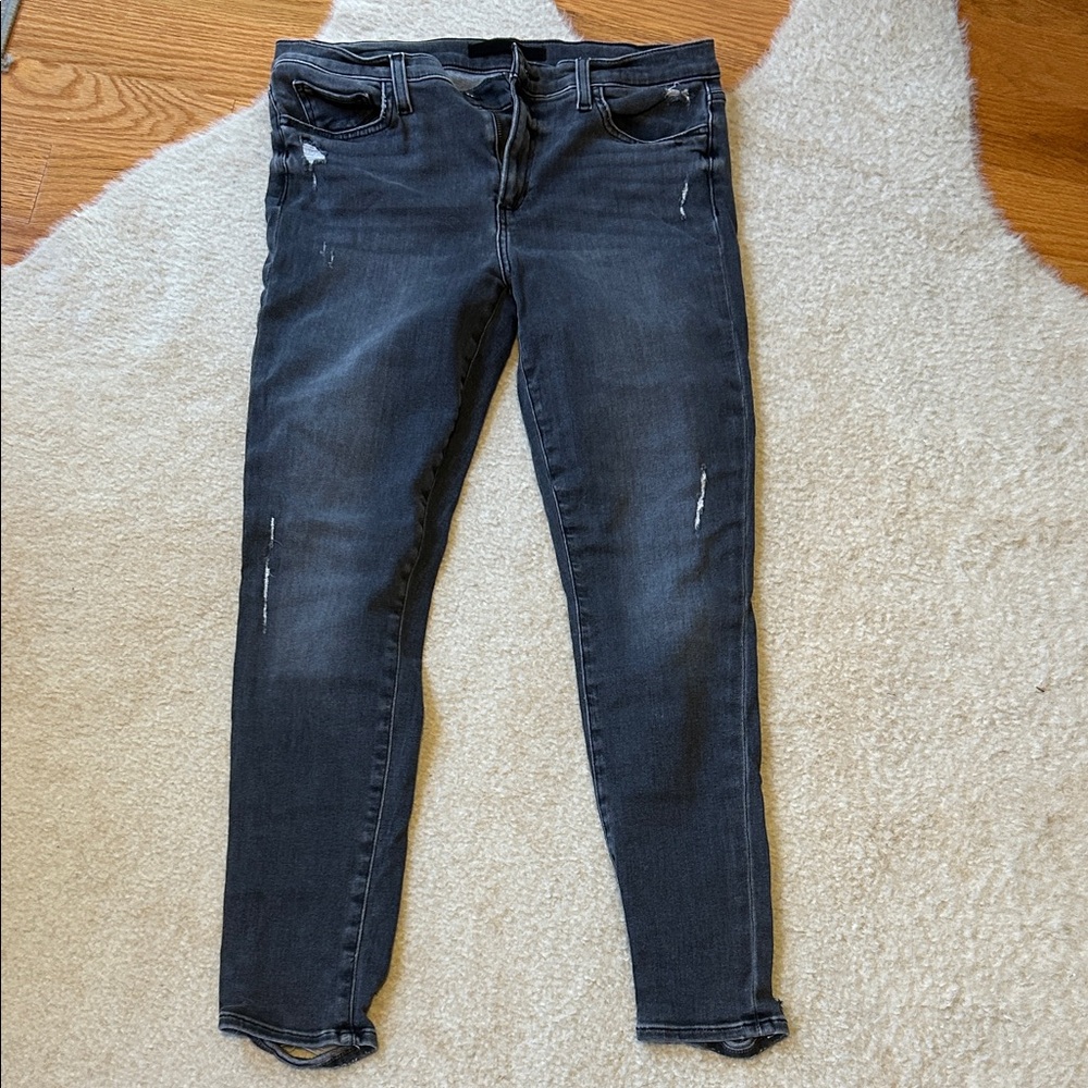Joe's Jeans Dark Gray Distressed Skinny Jeans Sz. 31